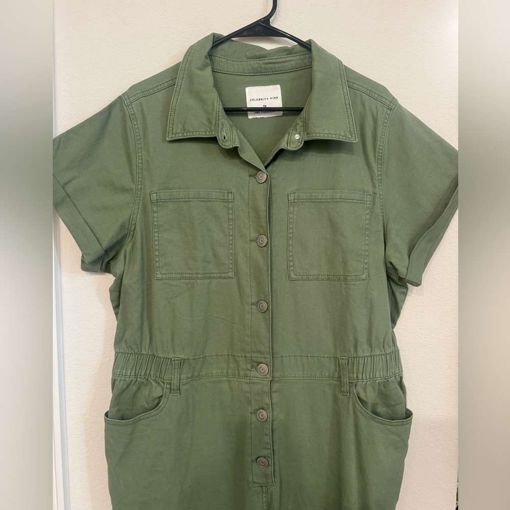 Celebrity Pink Green Button-Up Jumpsuit